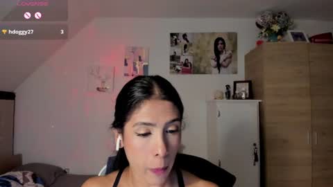 veronika online show from 06-14-26, 03:41