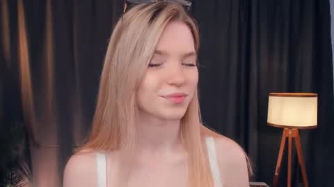 Cristas online show from 06-18-26, 10:09