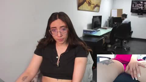 you can call me your sweettie assistant   online show from 01-28-25, 06:28