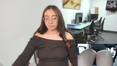 you can call me your sweettie assistant   online show from 01-29-25, 06:28