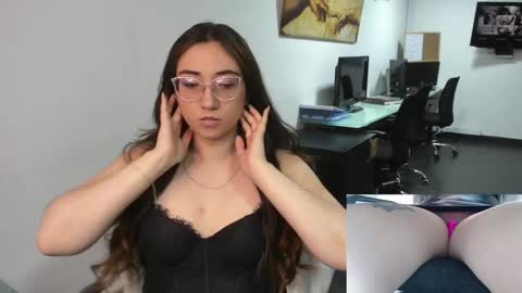 you can call me your sweettie assistant   online show from 01-30-25, 03:29