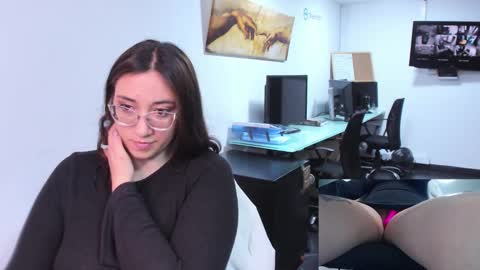you can call me your sweettie assistant   online show from 02-07-25, 02:26