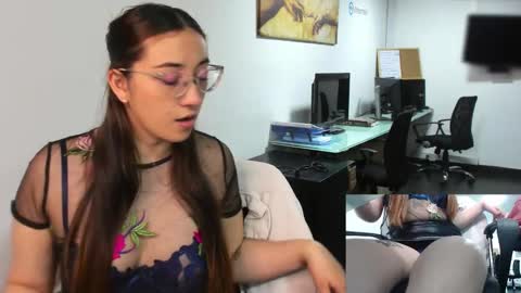 you can call me your sweettie assistant   online show from 02-13-25, 11:39
