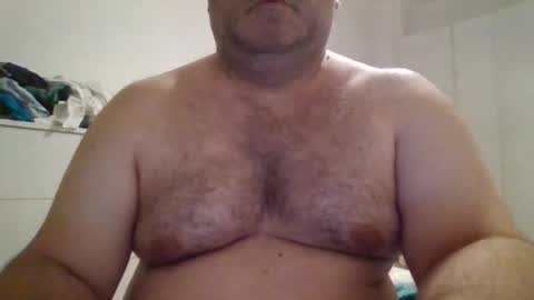 Snapshot of cristian8482 chatting on 07-01-26, 09:25 cristian8482 online show from 07-01-26, 09:25