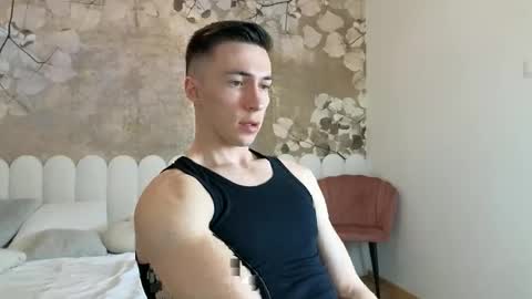 Snapshot of cristianovilla chatting on 04-19-26, 06:10 CristianoHailey online show from 04-19-26, 06:10