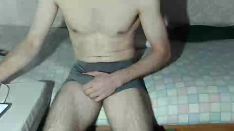 Snapshot of cristianrr184034 chatting on 10-29-25, 08:10 cristianrr184034 online show from 10-29-25, 08:10