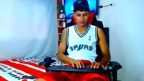 cristian online show from 05-25-26, 01:39