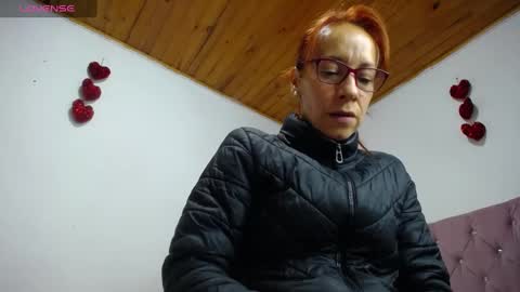 cristina online show from 12-30-24, 07:21