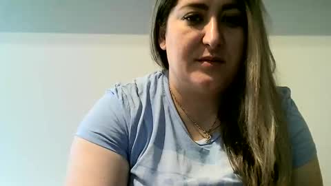 Snapshot of cristina20021991 chatting on 09-10-25, 01:44 cristina20021991 online show from 09-10-25, 01:44