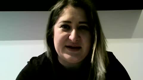 Snapshot of cristina20021991 chatting on 02-11-26, 05:18 cristina20021991 online show from 02-11-26, 05:18