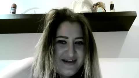 Snapshot of cristina20021991 chatting on 03-10-26, 10:48 cristina20021991 online show from 03-10-26, 10:48