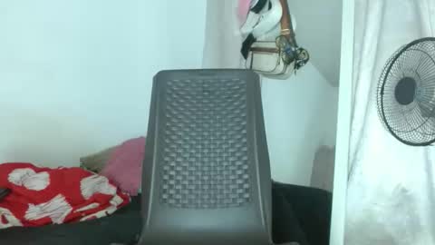 Snapshot of cristinamontiel74 chatting on 05-14-26, 06:26 cristinamontiel74 online show from 05-14-26, 06:26