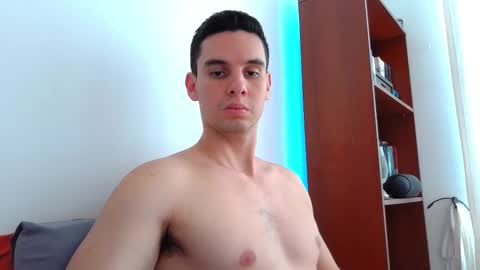 Tell me God  independent model show your respect at all times online show from 02-16-25, 06:32