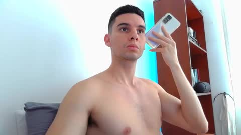 Tell me God  independent model show your respect at all times online show from 02-20-25, 02:24