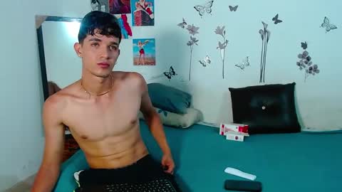 Cristofer online show from 02-27-25, 01:16