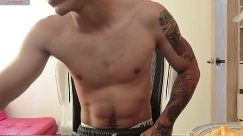 cristopher23  online show from 10-07-25, 01:19