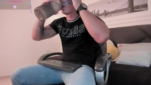 Cristopher online show from 05-08-26, 01:38