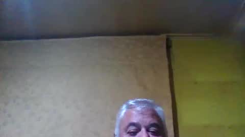 Snapshot of crmperez chatting on 01-19-25, 04:01 crmperez online show from 01-19-25, 04:01