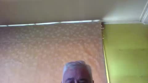 Snapshot of crmperez chatting on 02-27-25, 06:53 crmperez online show from 02-27-25, 06:53