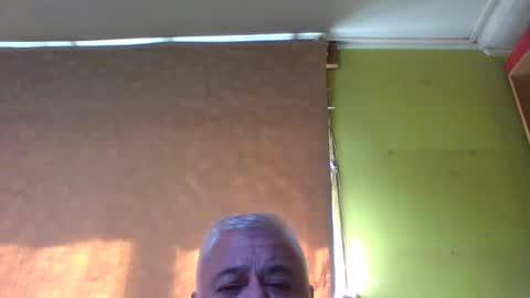 Snapshot of crmperez chatting on 09-23-25, 06:44 crmperez online show from 09-23-25, 06:44