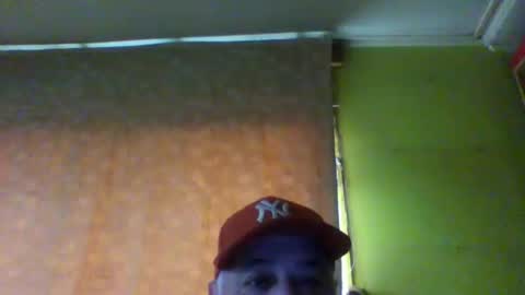 Snapshot of crmperez chatting on 11-16-25, 09:53 crmperez online show from 11-16-25, 09:53