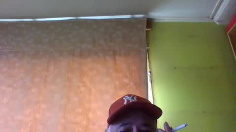 Snapshot of crmperez chatting on 12-04-25, 07:00 crmperez online show from 12-04-25, 07:00