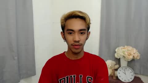 Snapshot of crocodale chatting on 11-23-25, 06:30 crocodale online show from 11-23-25, 06:30