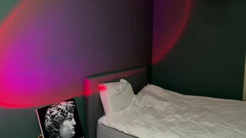 cronck52 online show from 04-01-26, 09:23