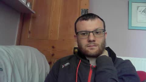 Cropper online show from 09-27-25, 01:27