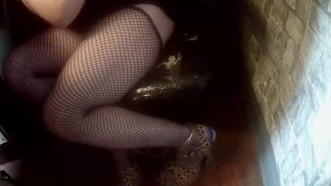 crossdresser krystal online show from 09-29-25, 03:39