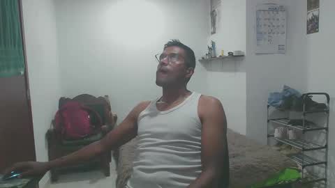 Snapshot of crow1993 chatting on 03-29-26, 02:33 Crowiner online show from 03-29-26, 02:33