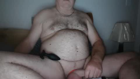 Snapshot of crowbarbi chatting on 11-10-25, 12:37 Crowbarbi online show from 11-10-25, 12:37