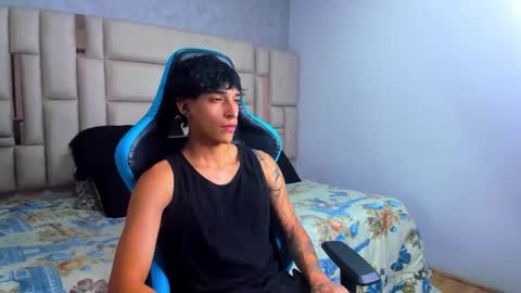 Snapshot of croy_myer chatting on 03-16-26, 06:39 Croy online show from 03-16-26, 06:39