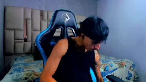 Snapshot of croy_myer chatting on 03-24-26, 12:10 Croy online show from 03-24-26, 12:10