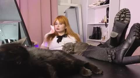 Cruel Siren online show from 01-14-26, 07:03