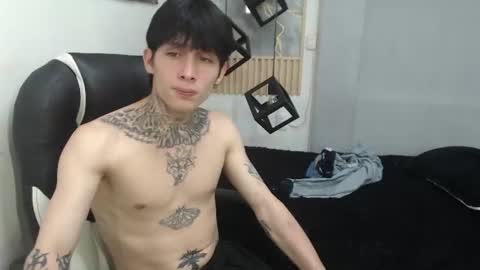 Snapshot of cry_thereal chatting on 06-22-26, 05:59 cry_thereal online show from 06-22-26, 05:59