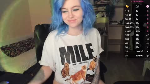 Snapshot of cryptobjgirlv2 chatting on 04-04-26, 03:42 Lilith online show from 04-04-26, 03:42