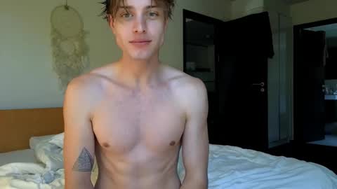 Lin inst lingoodyy online show from 12-18-25, 04:51