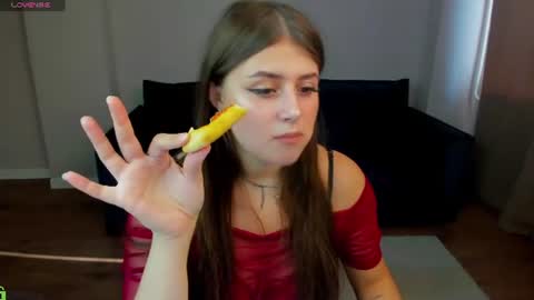 Snapshot of crystal__lacee chatting on 06-22-26, 01:07 Crystal Lacee online show from 06-22-26, 01:07