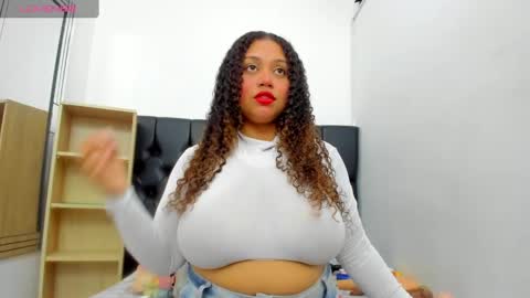 Snapshot of crystal_butterfly1 chatting on 03-08-25, 11:27 crystal_butterfly1 online show from 03-08-25, 11:27
