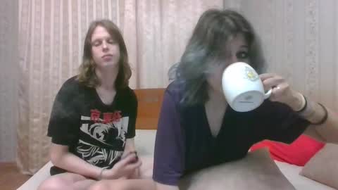 Crystal and Marcl online show from 12-03-24, 07:55