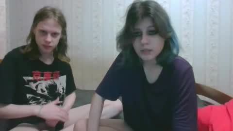 Crystal and Marcl online show from 12-04-24, 08:18