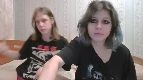 Crystal and Marcl online show from 12-05-24, 02:55