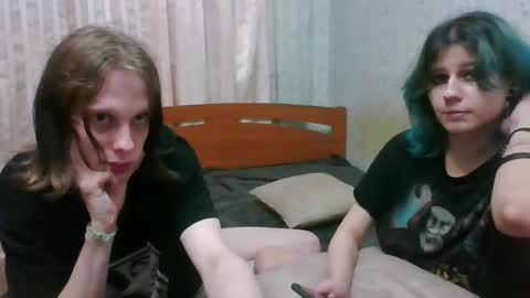 Crystal and Marcl online show from 12-19-24, 12:34