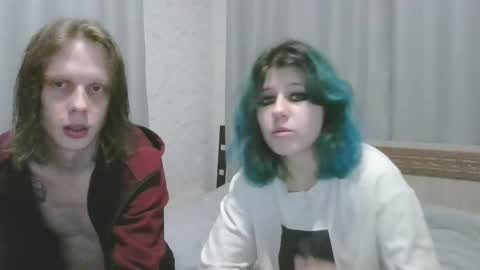 Crystal and Marcl online show from 01-07-25, 08:10