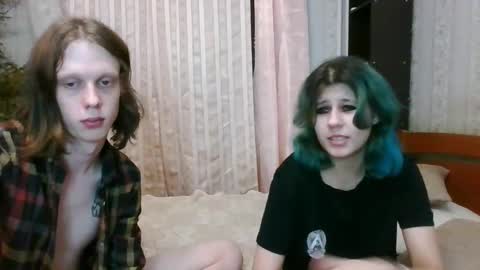 Crystal and Marcl online show from 01-16-25, 06:16