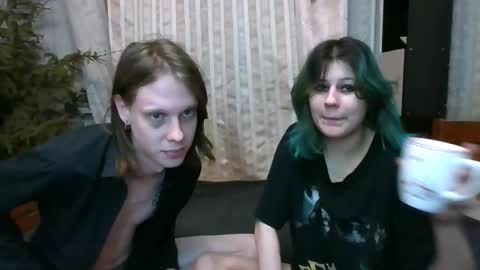 Crystal and Marcl online show from 01-21-25, 11:24