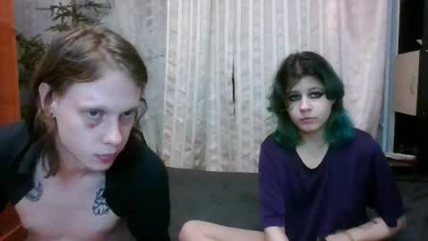 Crystal and Marcl online show from 01-23-25, 11:26