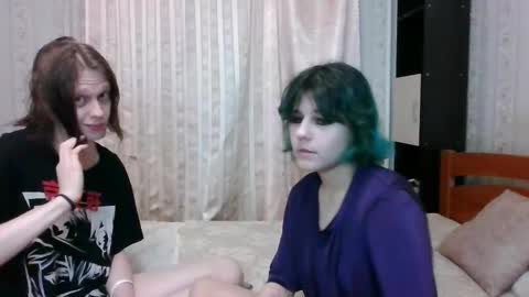 Crystal and Marcl online show from 01-27-25, 09:22