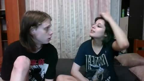 Crystal and Marcl online show from 02-06-25, 03:06